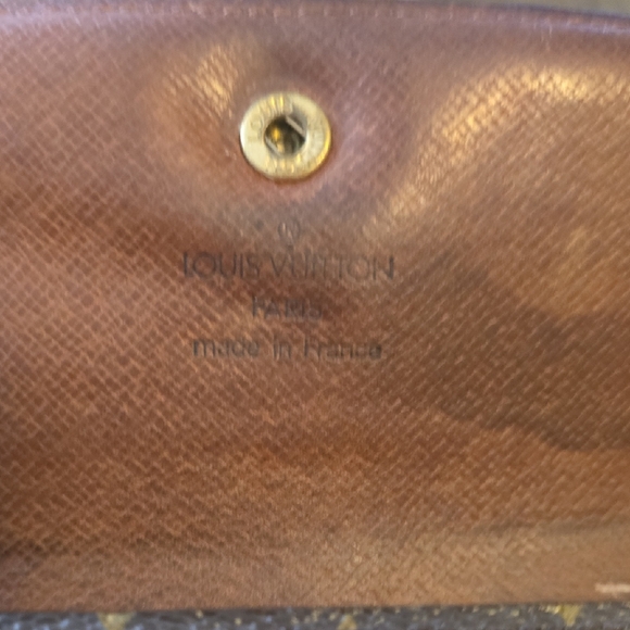 Louis Vuitton Monogram Canvas Wallet in Brown and Gold - Picture 6 of 11